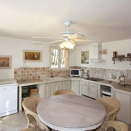 Sleeps 7 Pool Prázdninový dům La Ciotat