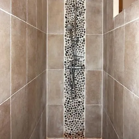 Prázdninový dům Sleeps 7 Pool *