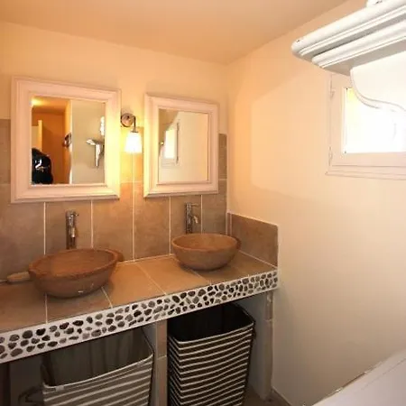 Sleeps 7 Pool
